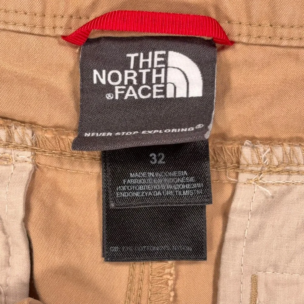 The North Face Cargo Shorts Mens 32 British Khaki Tan Tekware Hiking Outdoor
